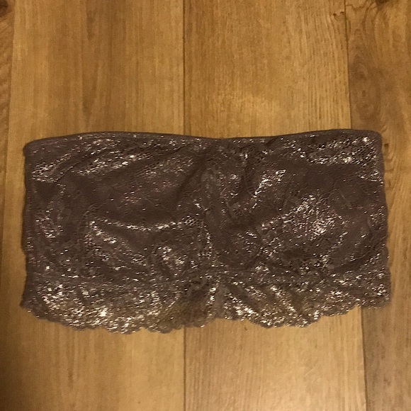 I am selling a size large silver lace lingerie strapless bra from forever 21. - Picture 1 of 5